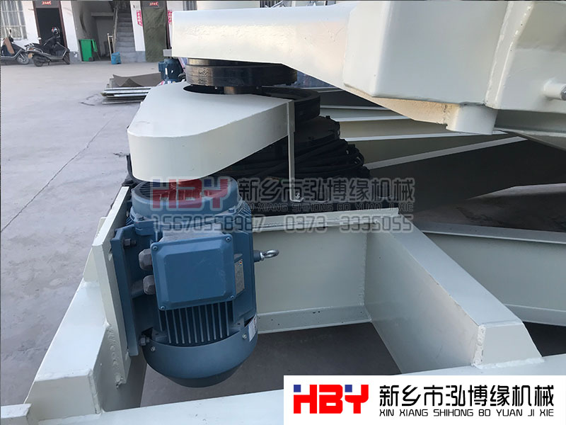 彈跳球清網系統在平面回轉篩中如何安裝？